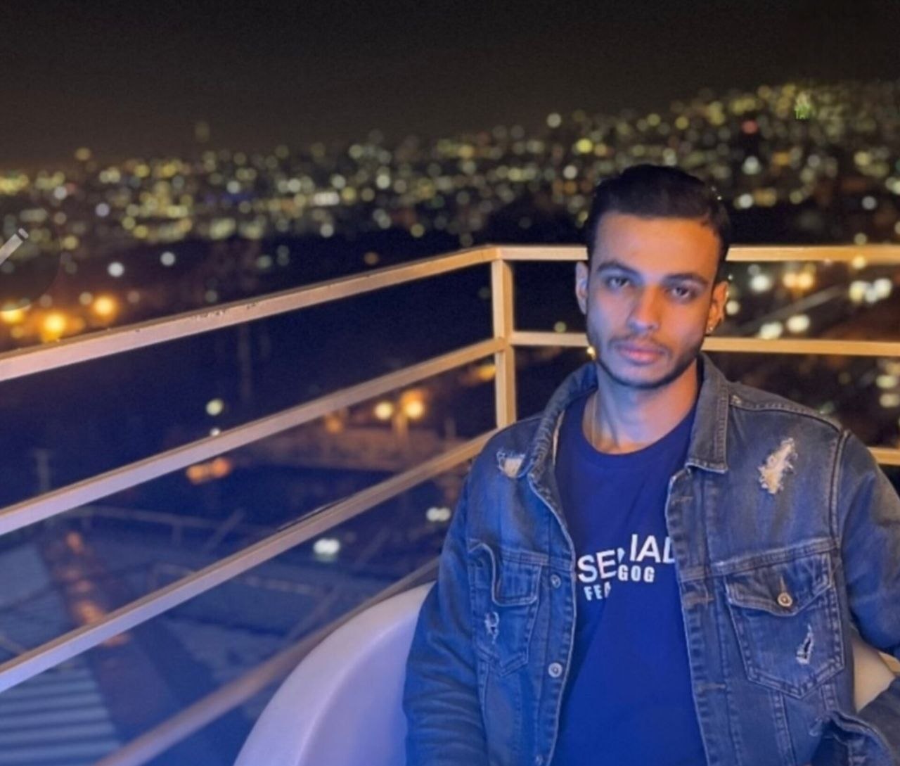 عکسِ آرین حسینی 
