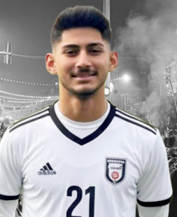 عکسِ احسان  حسینی‌پور