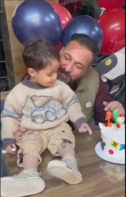 عکسِ پژمان امینی باغ بهادرانی